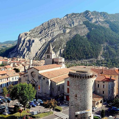 L'Oustalet Hotel Sisteron Exterior photo