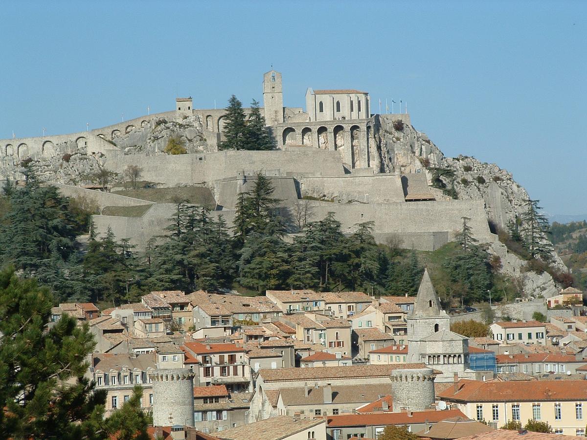 L'Oustalet Hotel Sisteron Exterior photo
